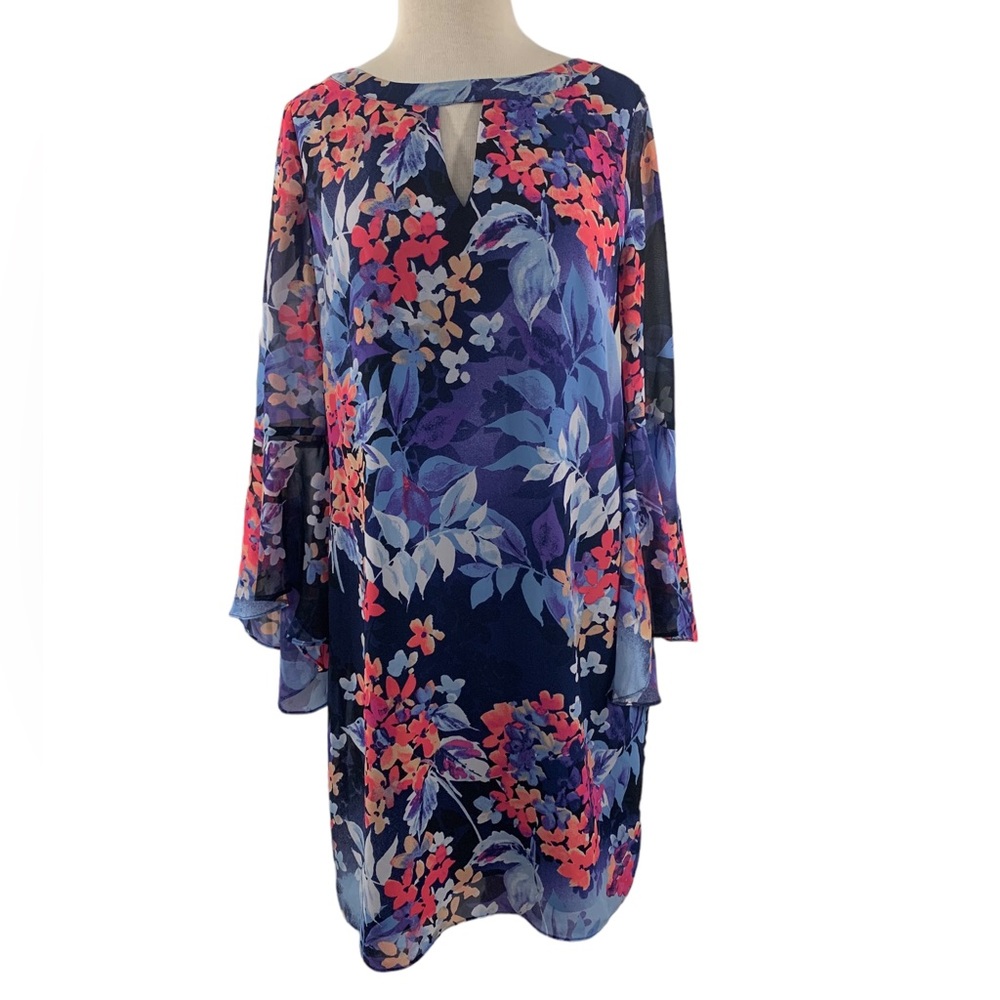 Floral Dress Roz & Ali floral dress size 6 bell sleeves midi dress key h…